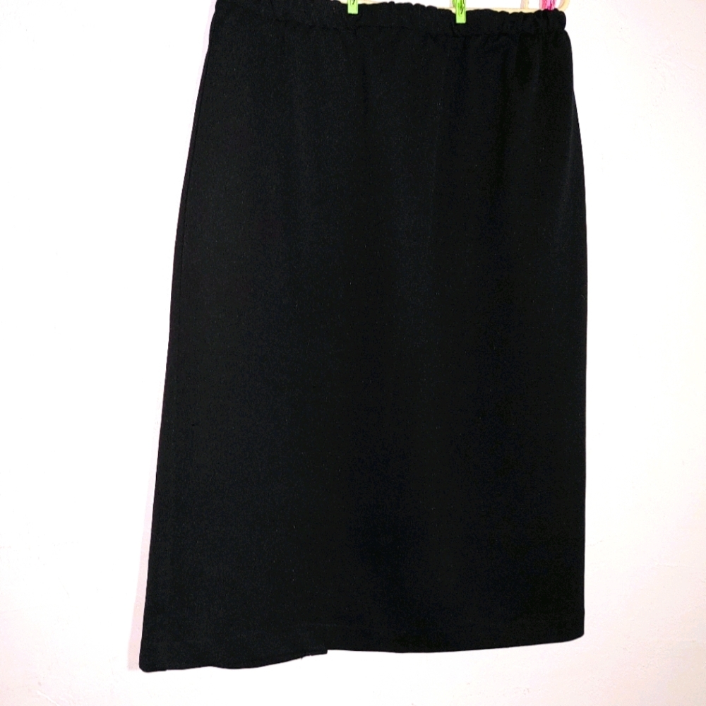 EAST WEST Ladies Skirt